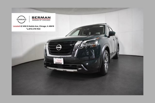 Used 2024 Nissan Pathfinder SL w/ Cargo Package AWD/4WD image 1