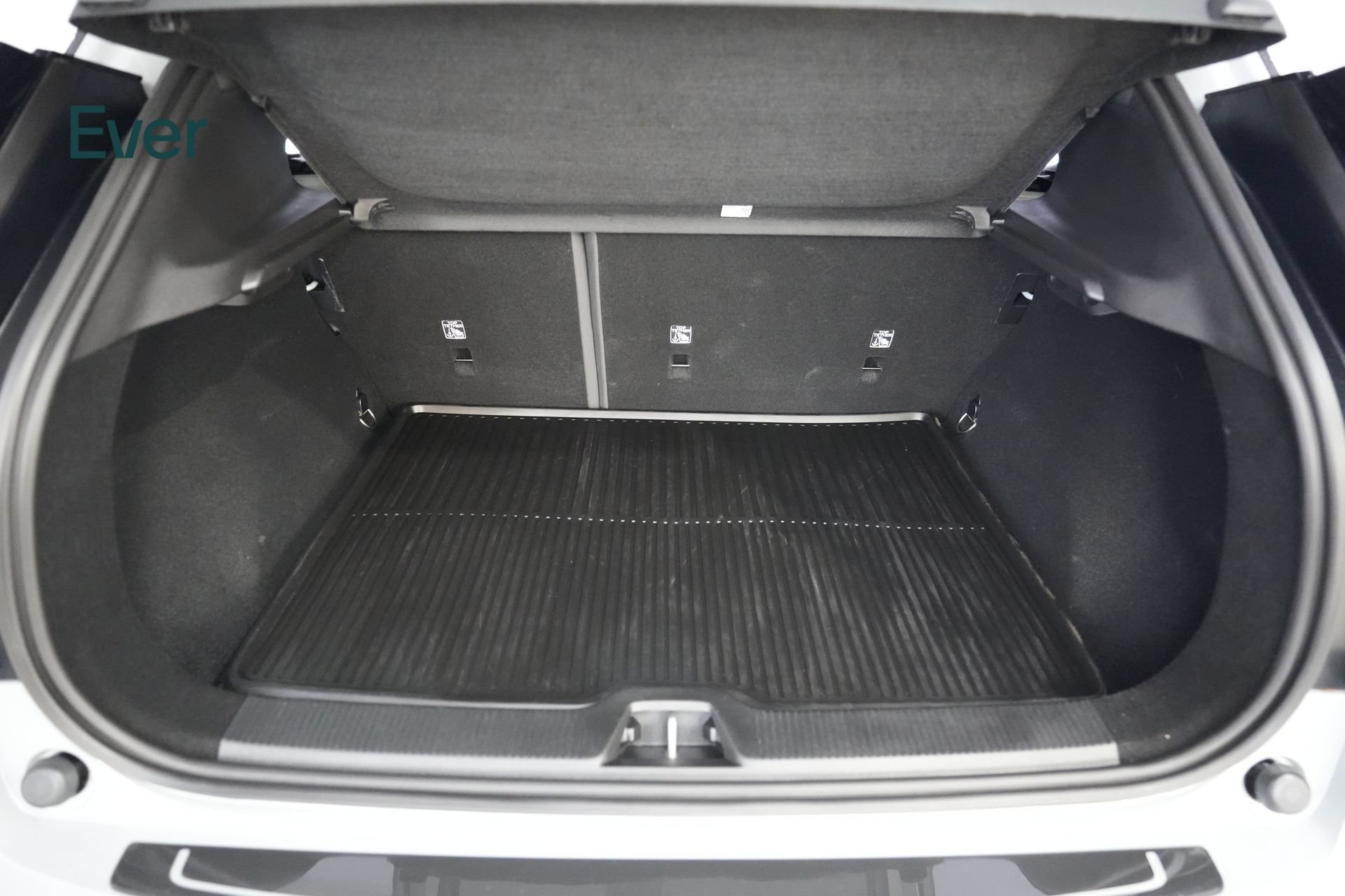 Used 2025 Volvo EX30 Plus AWD/4WD image 8