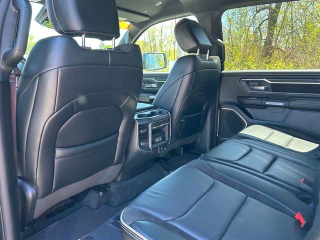 Used 2024 RAM 1500 Laramie image 14