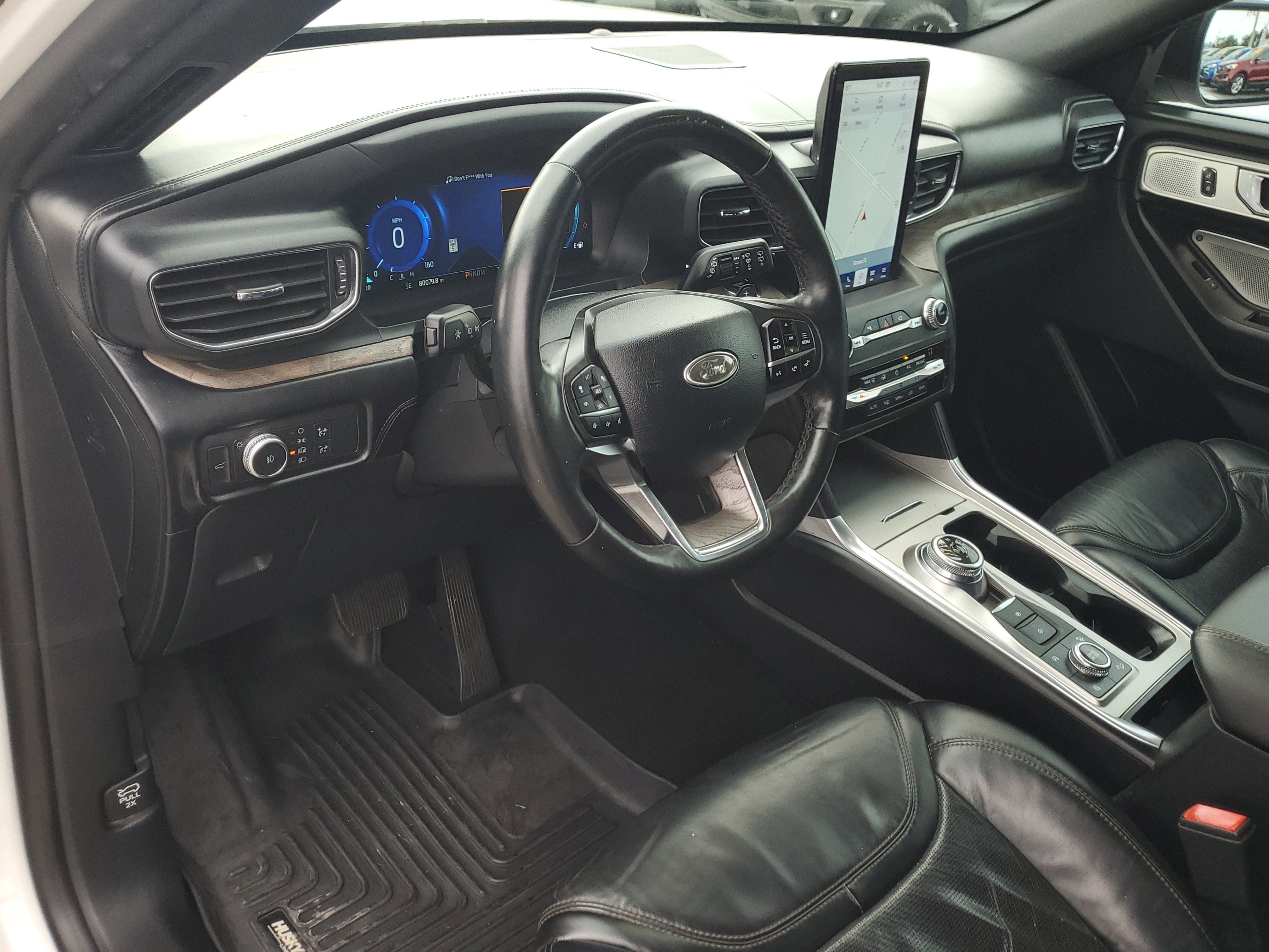 Used 2020 Ford Explorer Platinum w/ Premium Technology Package image 23