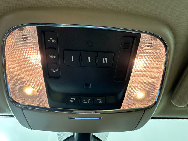 Certified 2021 Jeep Grand Cherokee Limited AWD/4WD image 35