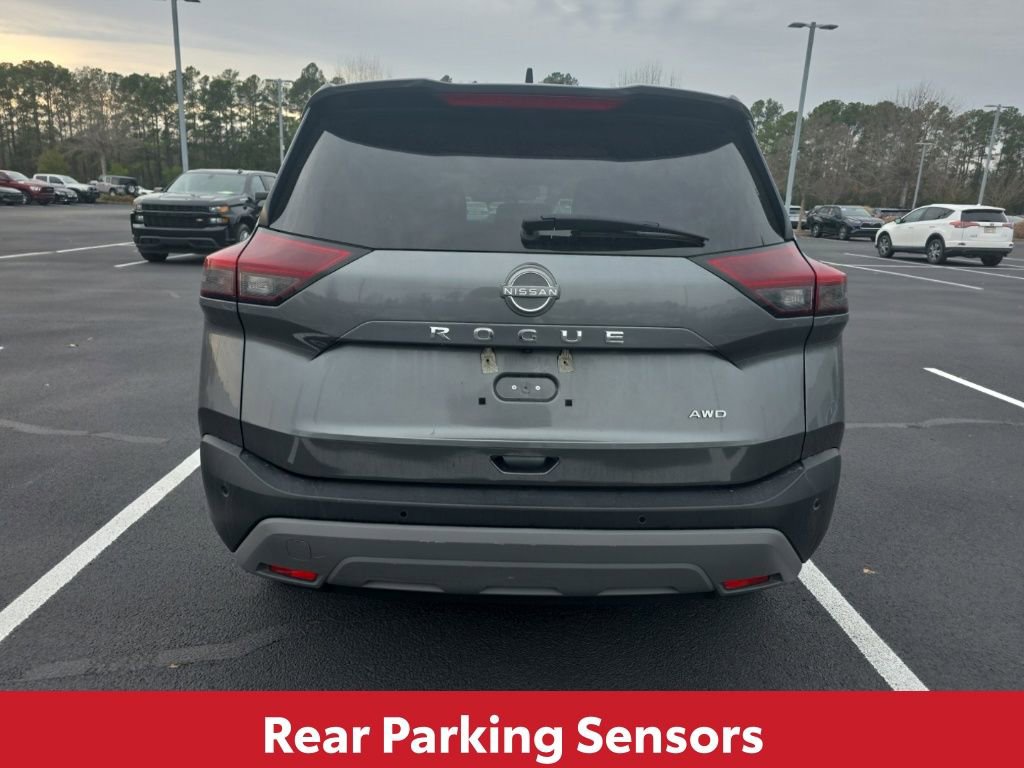 Used 2023 Nissan Rogue S image 9