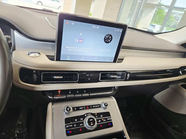 Used 2021 Lincoln Aviator 2WD image 24