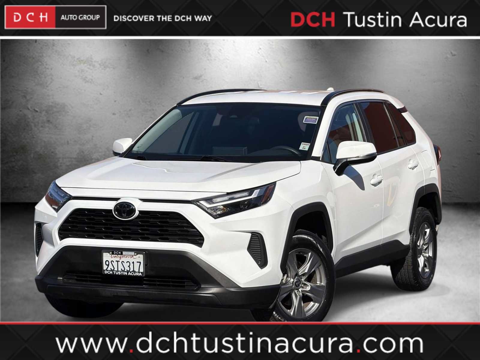 Used 2025 Toyota RAV4 XLE FWD image 1