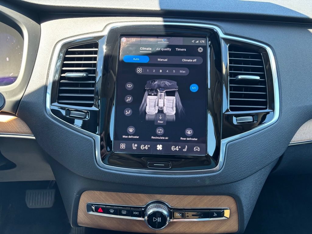 Certified 2023 Volvo XC90 B6 Plus w/ Protection Package AWD/4WD image 13