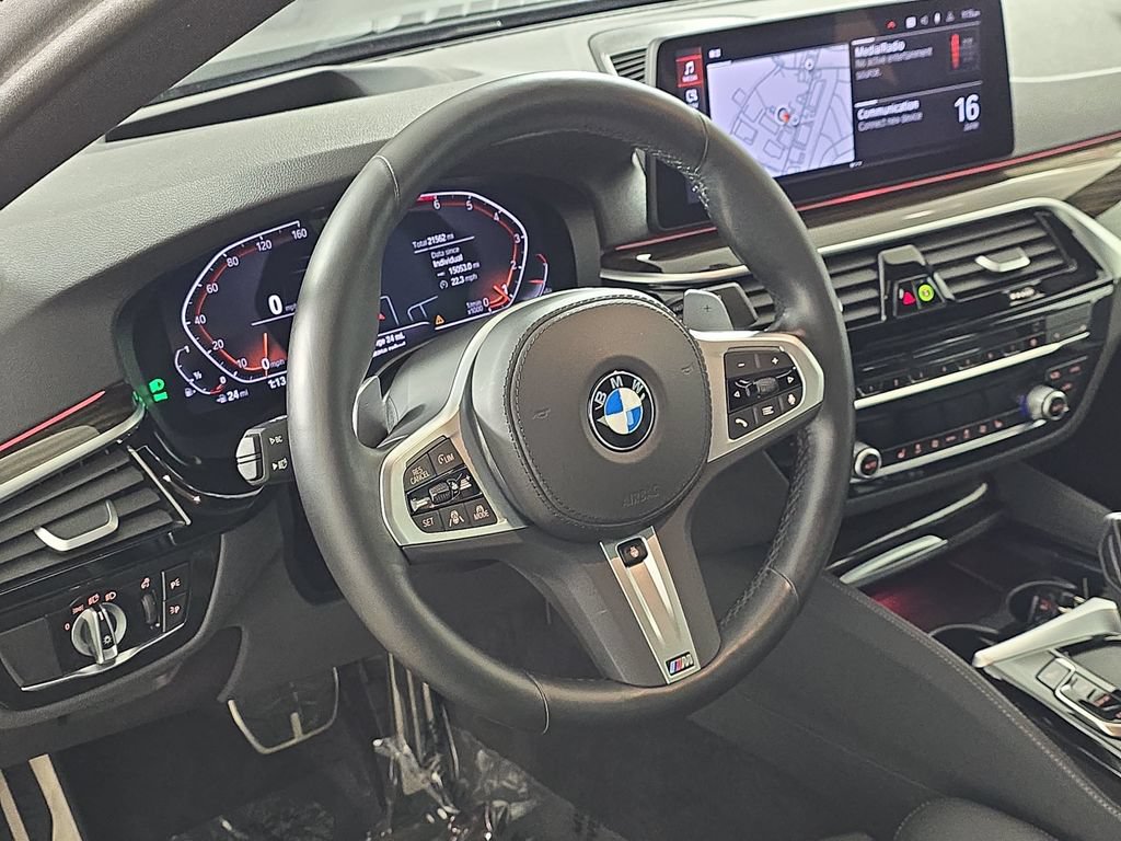Certified 2023 BMW 530i xDrive w/ M Sport Package AWD/4WD image 16