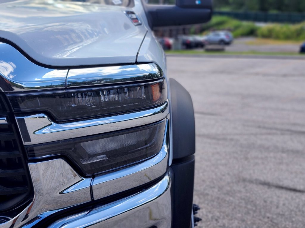 New 2026 RAM 4500 Tradesman w/ Chrome Appearance Group AWD/4WD image 9