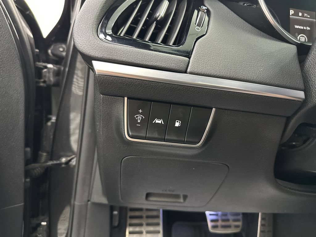 Used 2022 Kia Stinger GT-Line AWD/4WD image 30