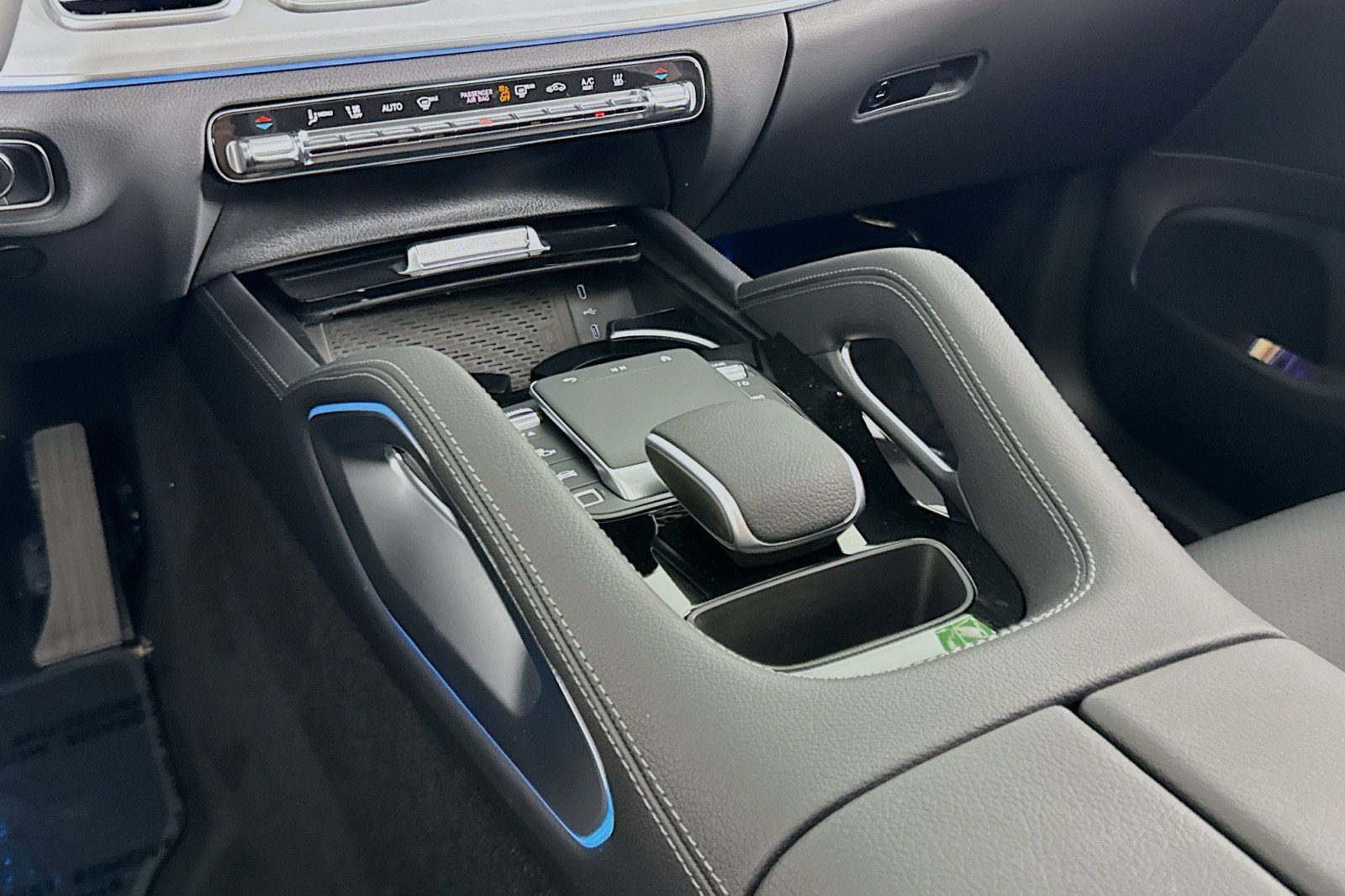 New 2026 Mercedes-Benz GLE 450e 4MATIC image 5