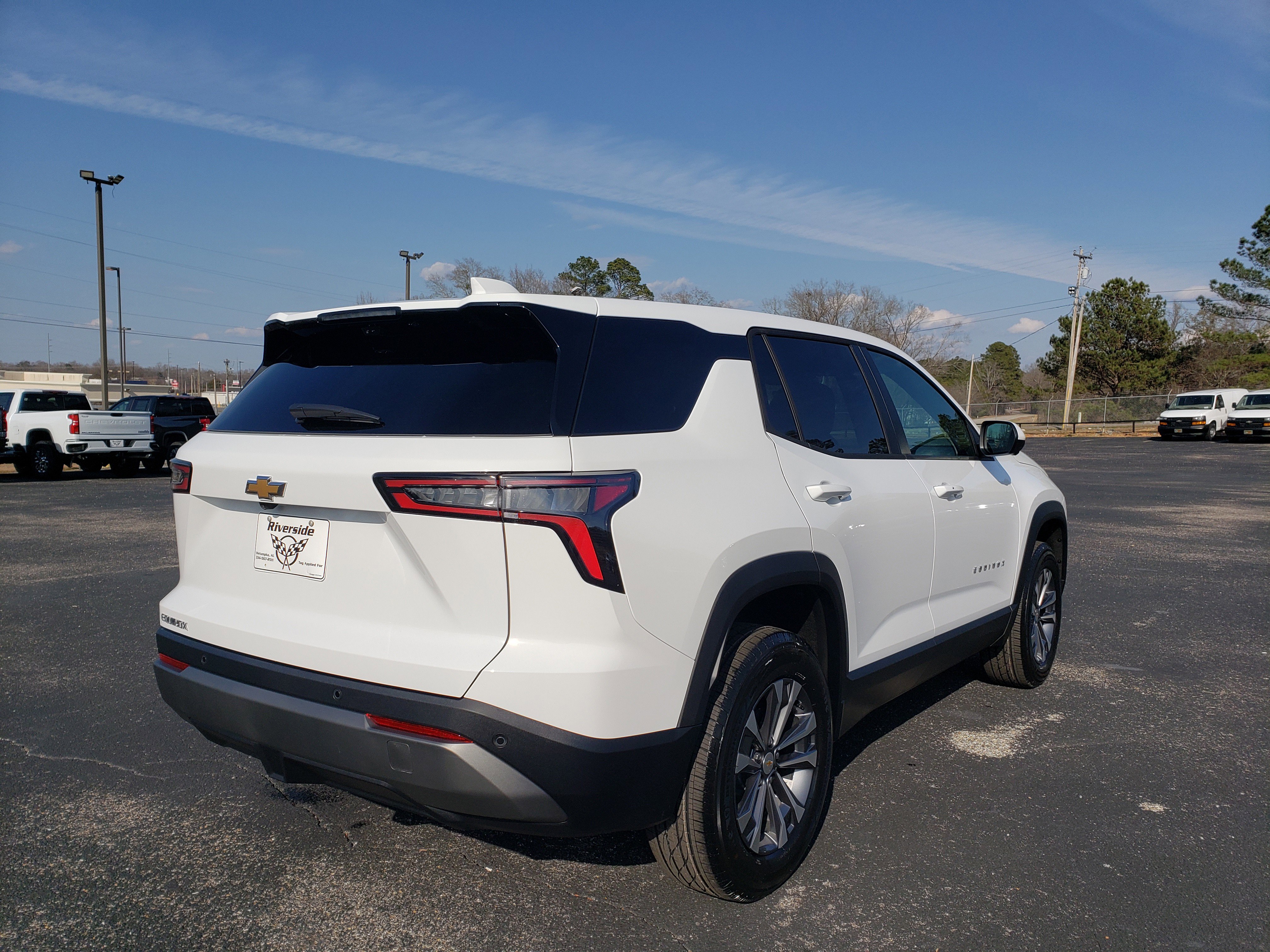 New 2026 Chevrolet Equinox LT w/ Convenience Package II image 3