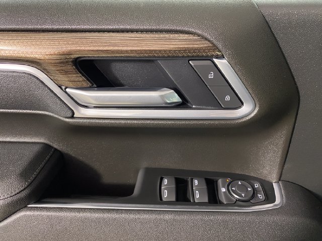 Certified 2026 Chevrolet Silverado 1500 LT AWD/4WD image 13