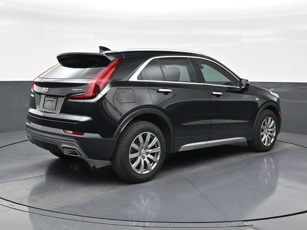 Used 2023 Cadillac XT4 Premium Luxury w/ Driver Assist Package image 5