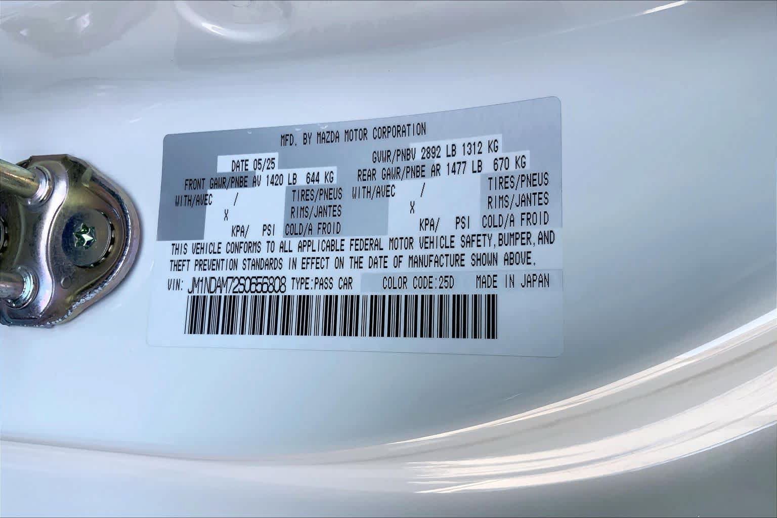Used 2025 MAZDA MX-5 Miata RF Grand Touring RWD image 32