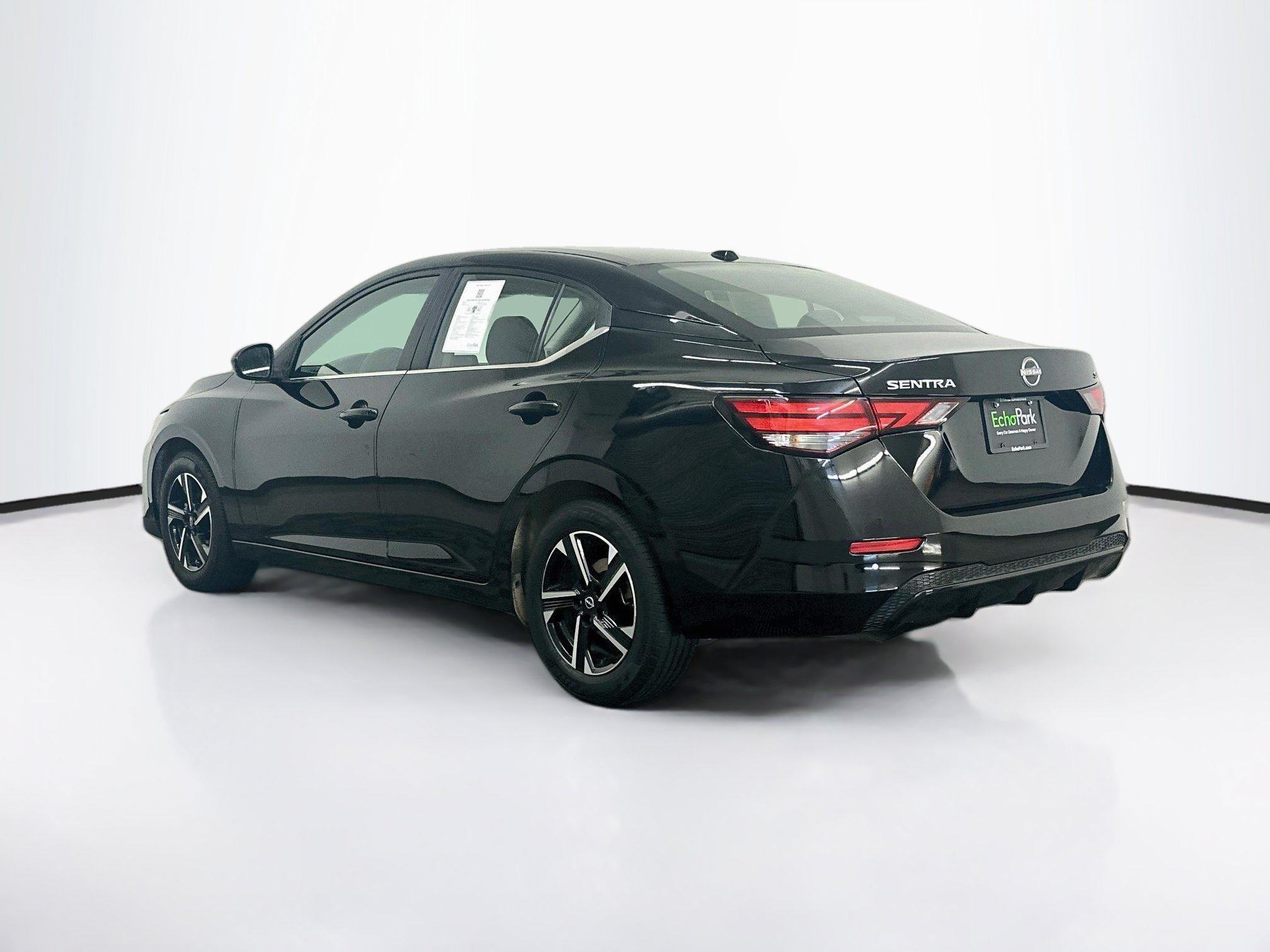 Used 2024 Nissan Sentra SV FWD image 5