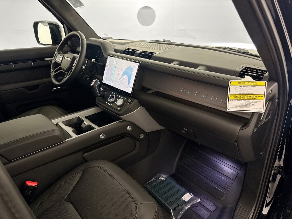 New 2026 Land Rover Defender 130 V8 AWD/4WD image 29