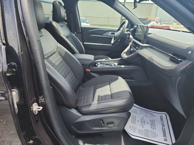 Used 2025 Ford Explorer ST-Line AWD/4WD image 32