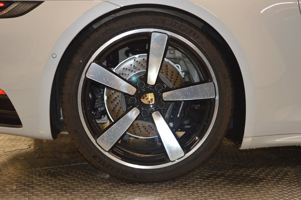 Certified 2024 Porsche 911 Carrera 4S image 15