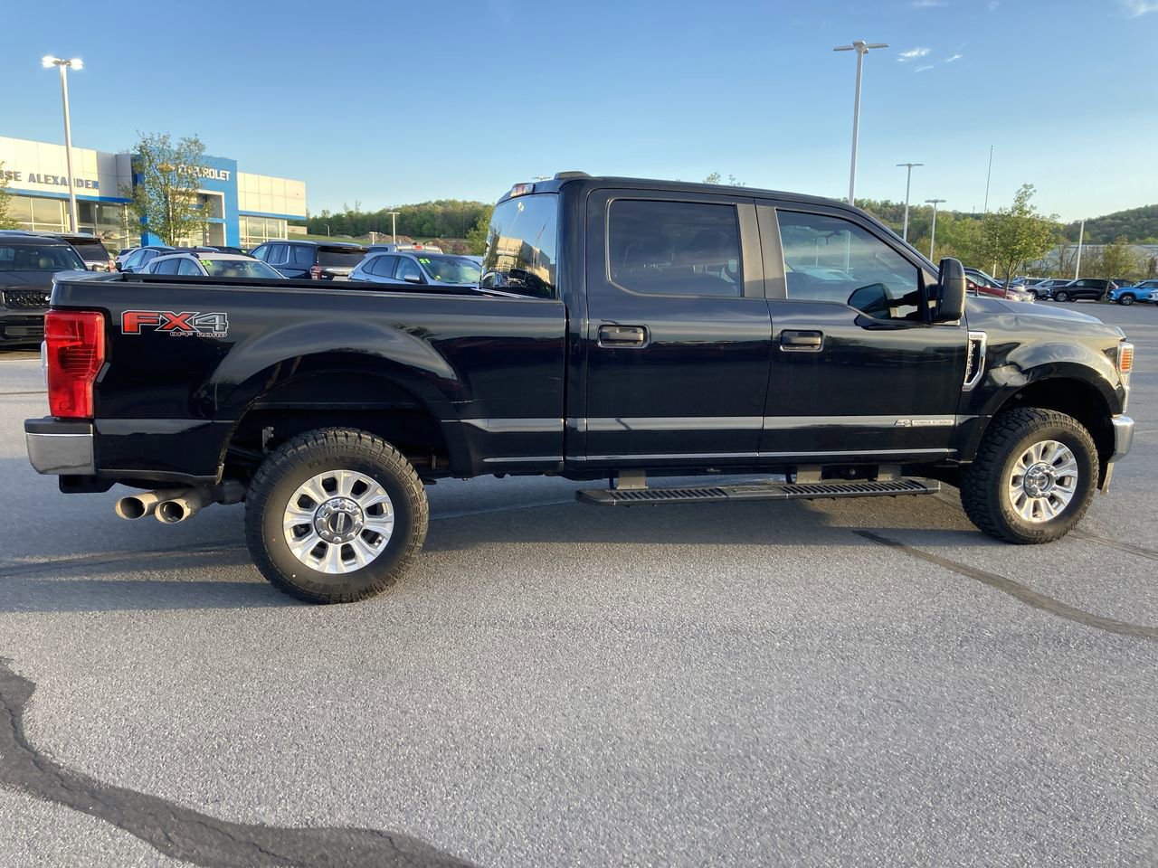 Used 2021 Ford F250 XL w/ STX Appearance Package AWD/4WD image 8