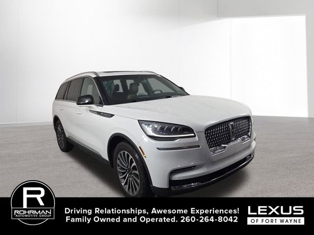 Used 2023 Lincoln Aviator Reserve w/ Elements Package Plus image 5