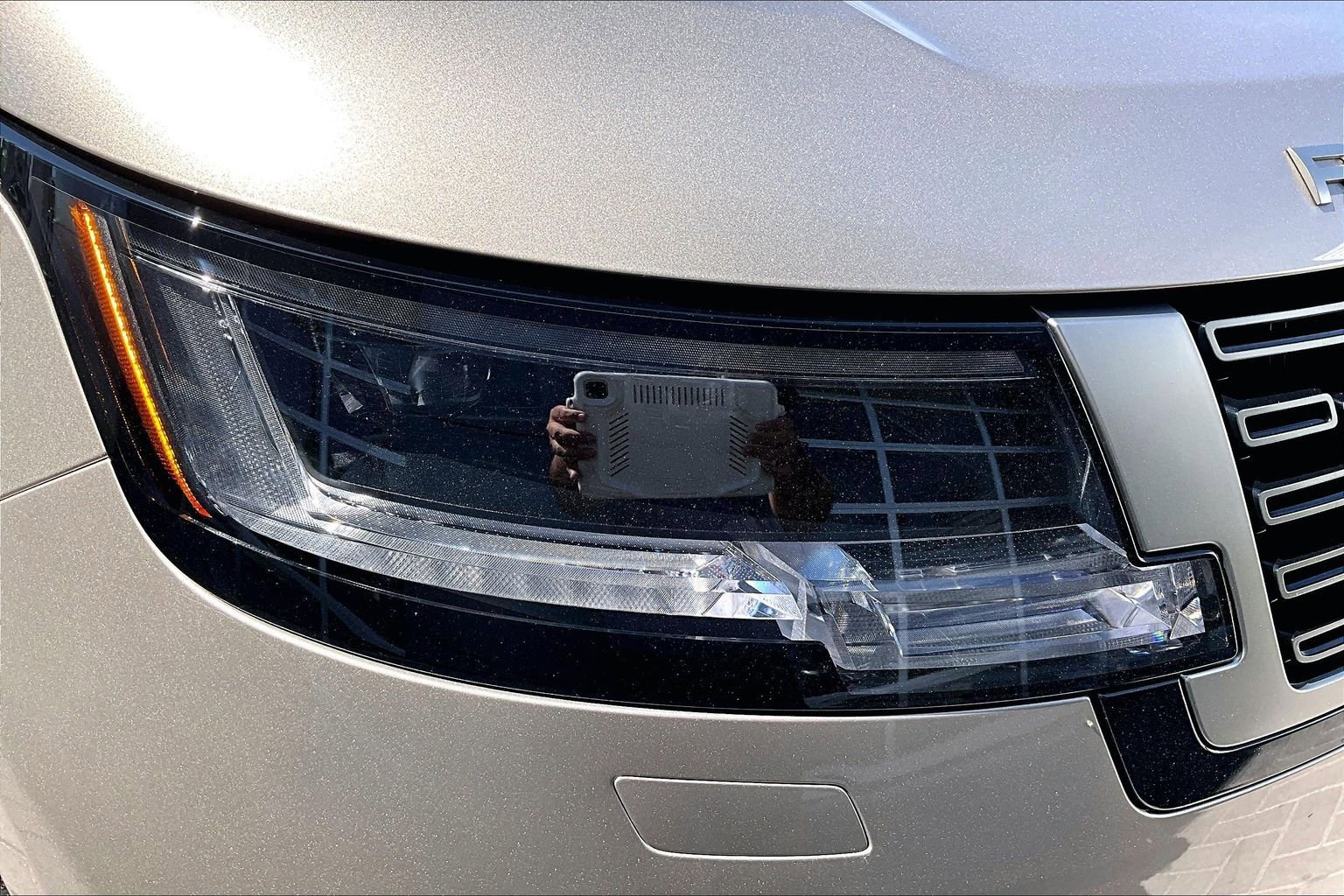 Certified 2023 Land Rover Range Rover SE AWD/4WD image 28