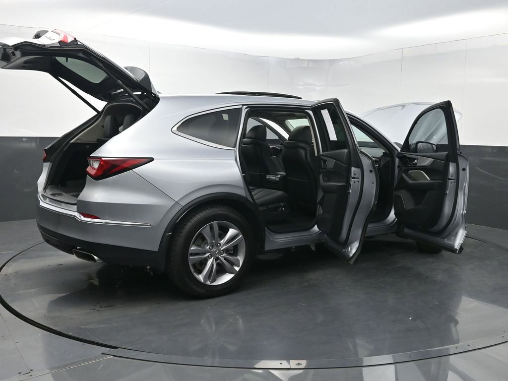 Used 2023 Acura MDX FWD image 43