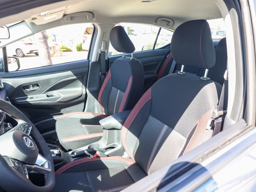 New 2025 Nissan Versa SR image 15