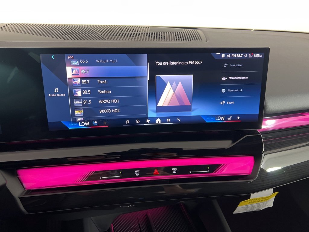 Used 2026 BMW i5 eDrive40 w/ Premium Package image 30