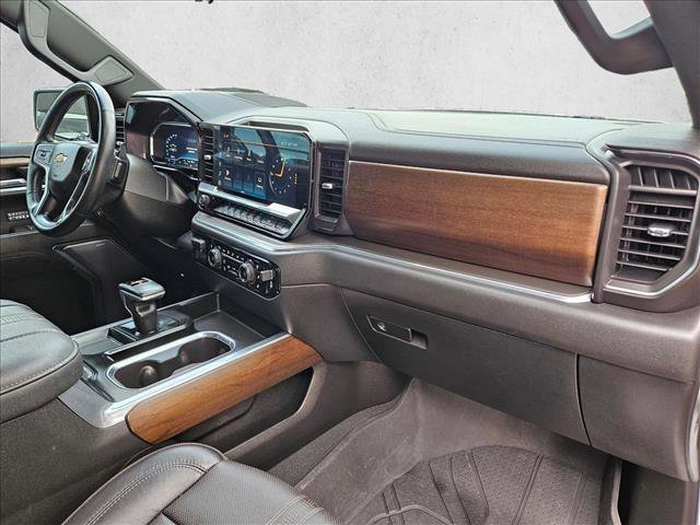 Used 2023 Chevrolet Silverado 1500 High Country w/ High Country Premium Package image 24