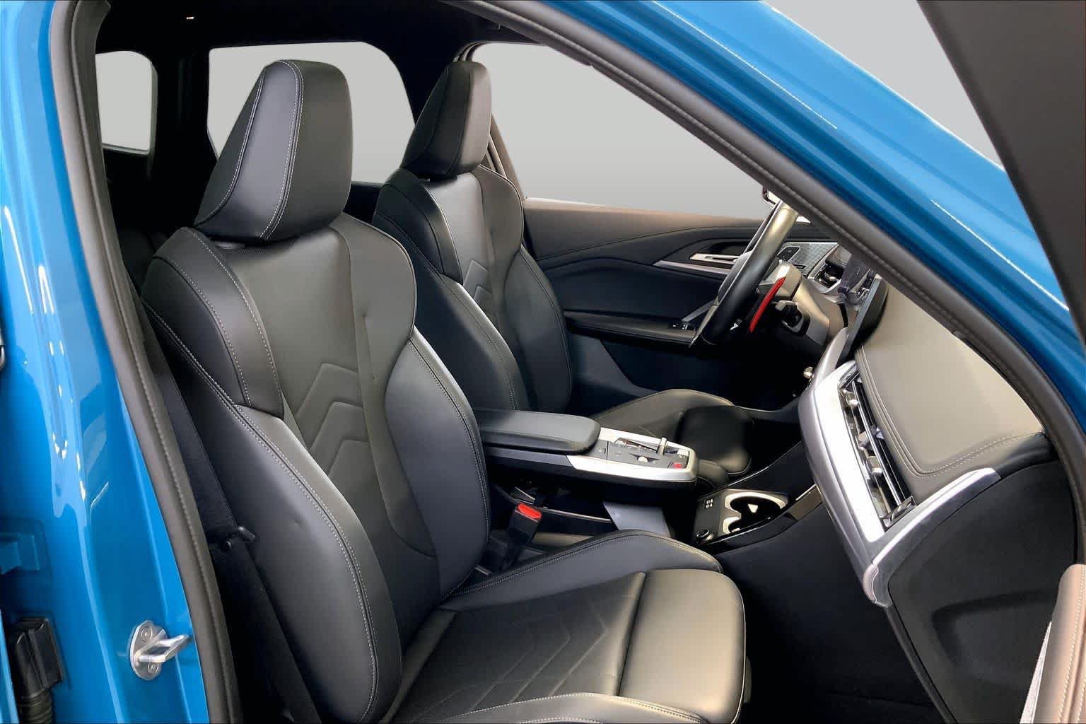 Used 2024 BMW X1 M35i AWD/4WD image 8