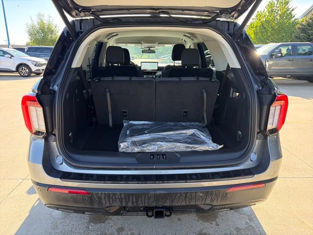 New 2026 Ford Explorer Active AWD/4WD image 7