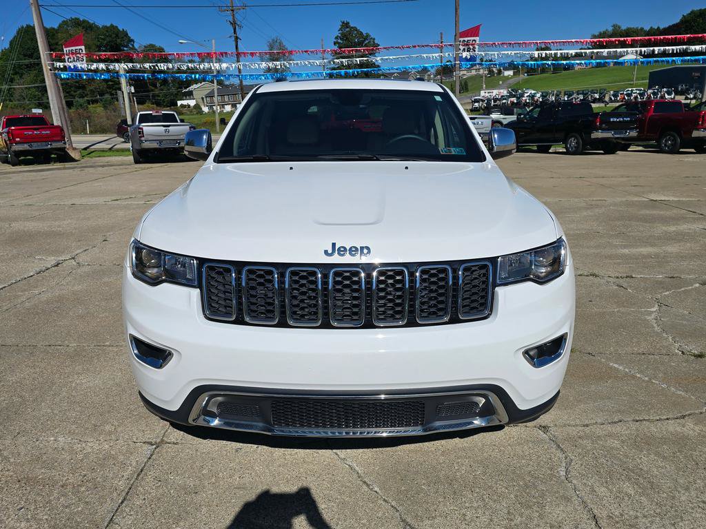 Used 2017 Jeep Grand Cherokee Limited AWD/4WD image 8