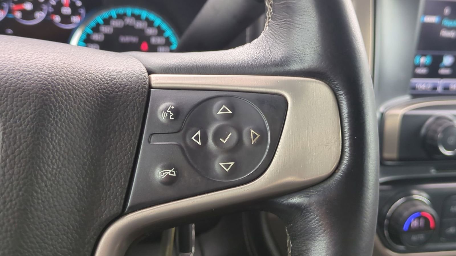 Used 2017 GMC Sierra 3500 Denali w/ Duramax Plus Package image 28