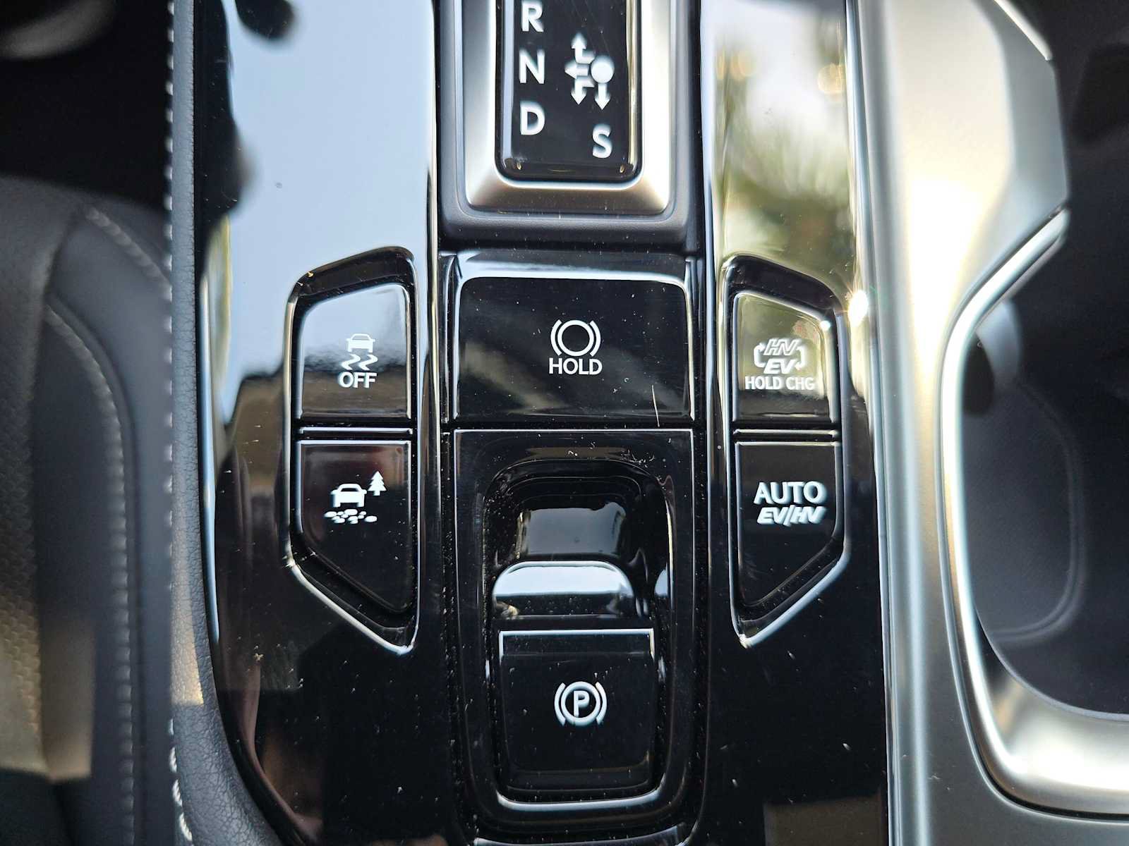 Used 2026 Lexus NX 450h+ AWD w/ Accessory Package (K3) image 33