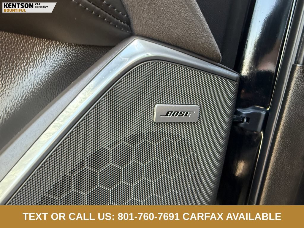 Used 2018 Cadillac Escalade Platinum AWD/4WD image 21
