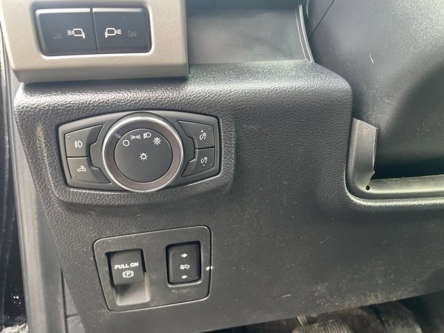 Used 2019 Ford F150 Lariat w/ Equipment Group 502A Luxury image 20