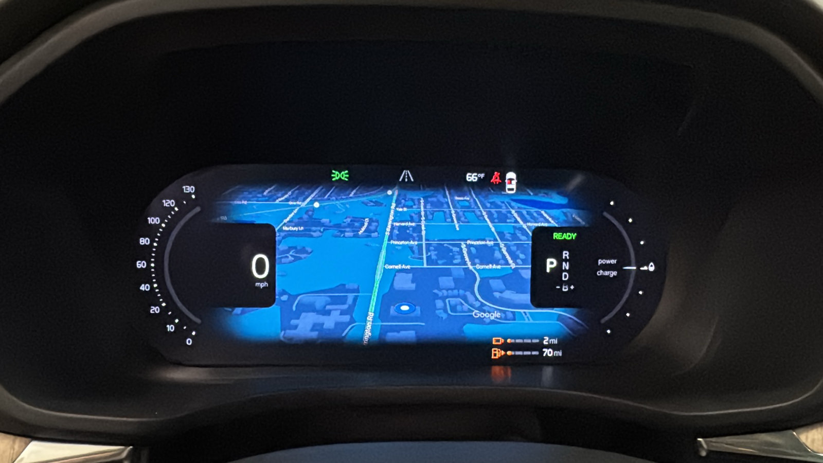 New 2027 Volvo XC60 T8 Plus AWD/4WD image 15