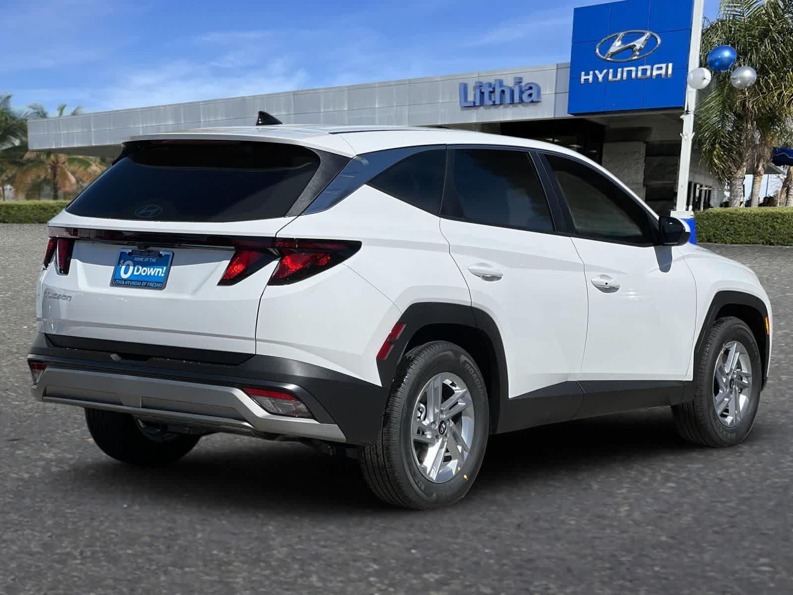 New 2026 Hyundai Tucson SE FWD image 2