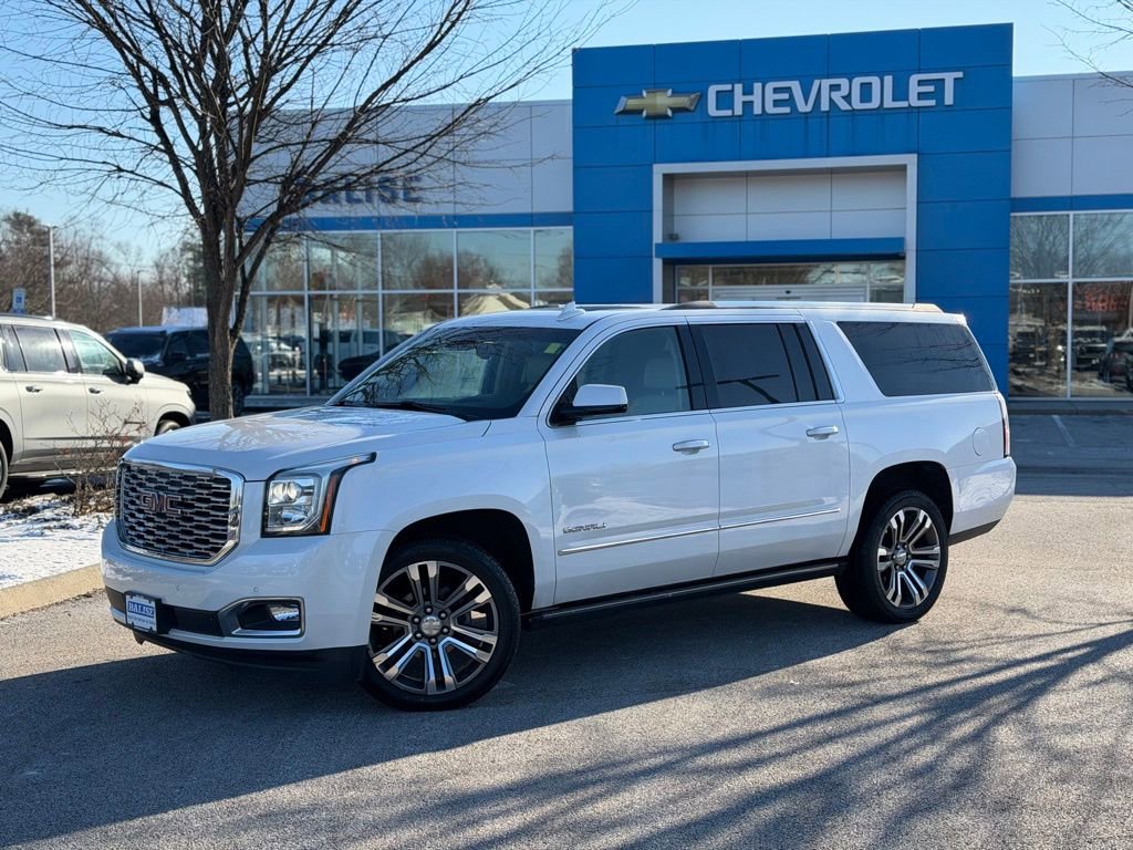 Used 2019 GMC Yukon XL Denali w/ Denali Ultimate Package image 9