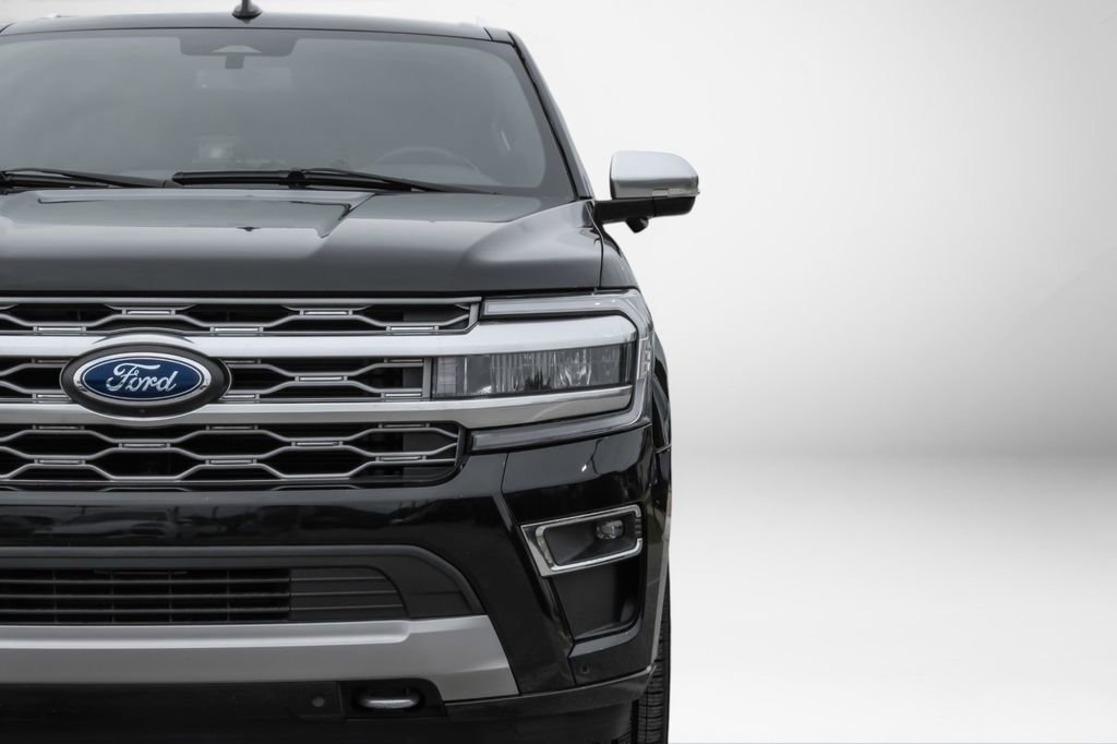 Used 2023 Ford Expedition Max Platinum AWD/4WD image 61