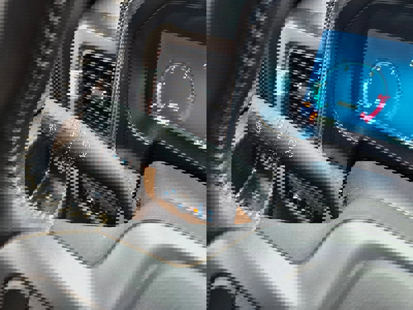 Used 2024 Ford F250 Lariat w/ Chrome Package image 14