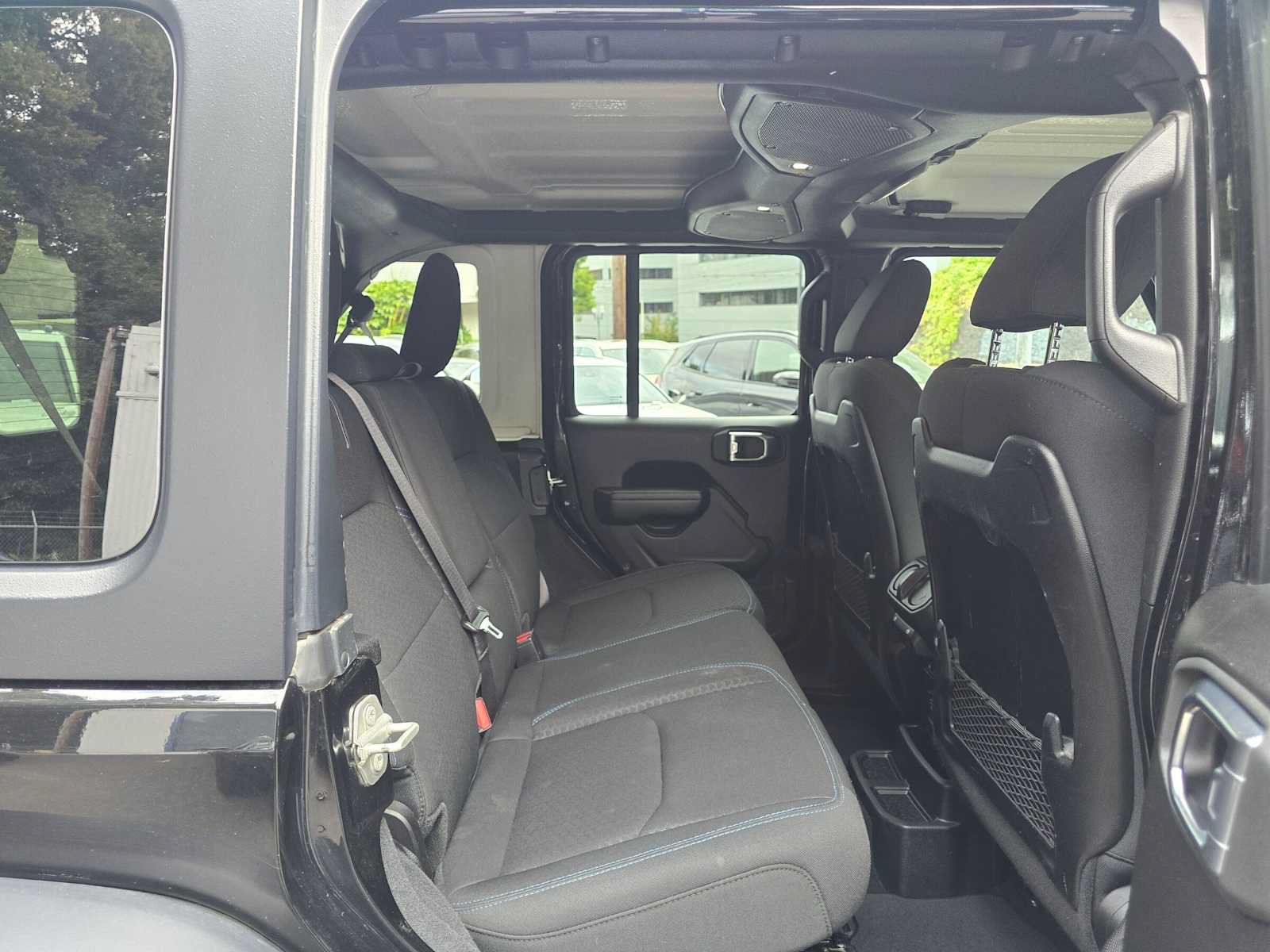 Used 2024 Jeep Wrangler Unlimited Rubicon 4xe AWD/4WD image 12