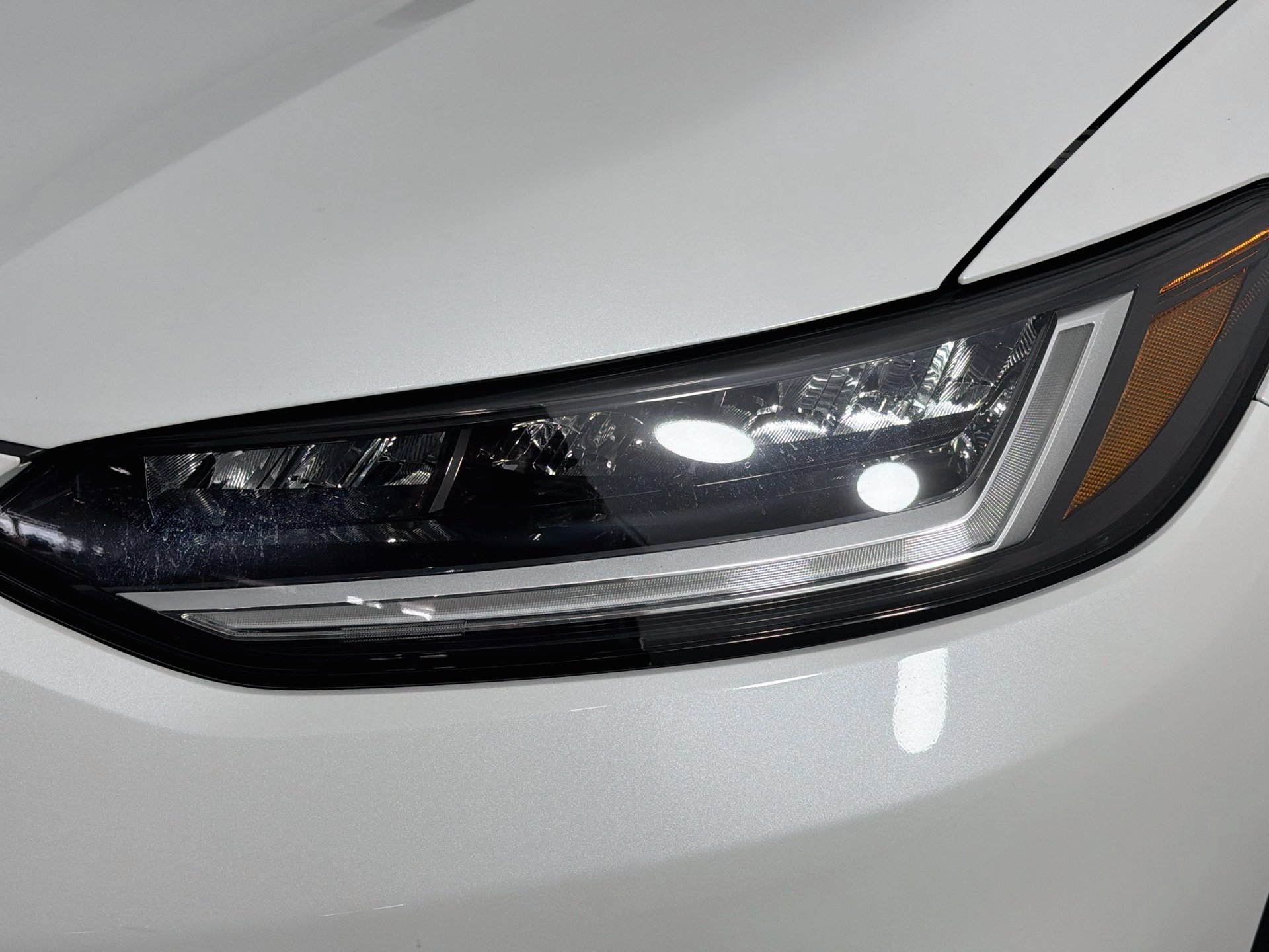 Used 2025 Honda HR-V Sport image 9