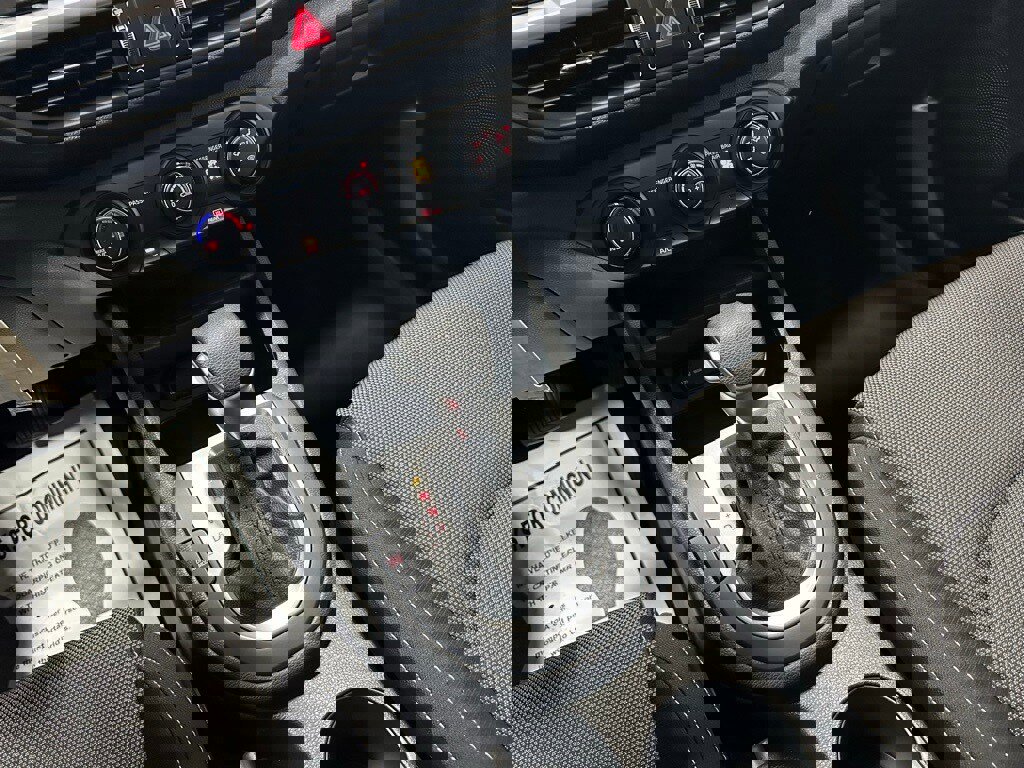 Used 2024 Kia Forte LXS image 33