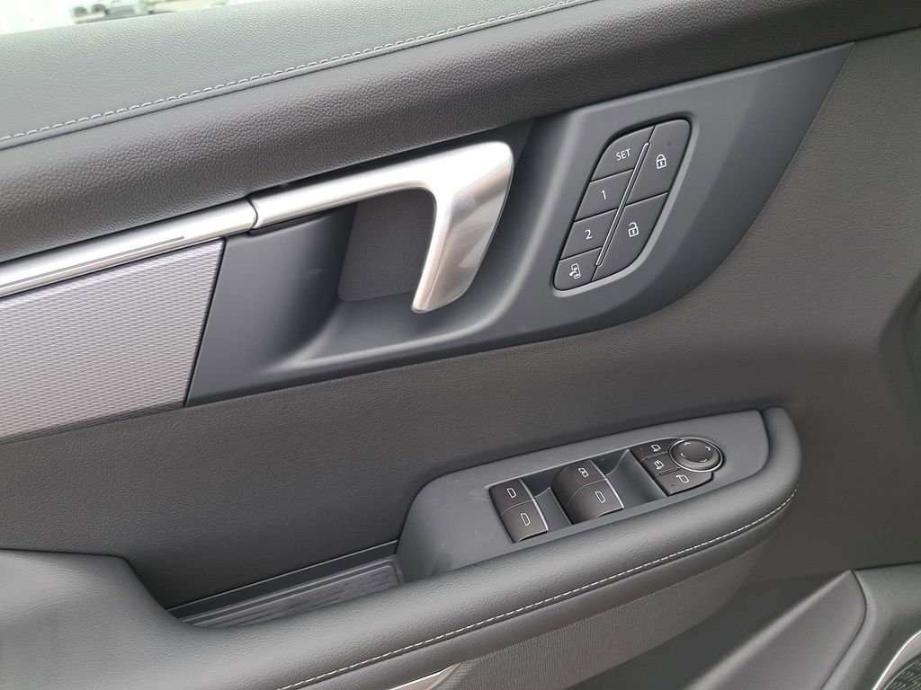 New 2026 Buick Enclave Sport Touring w/ Power Package FWD image 30