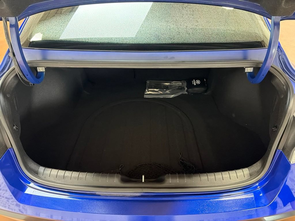 Used 2025 Hyundai Elantra SEL FWD image 13