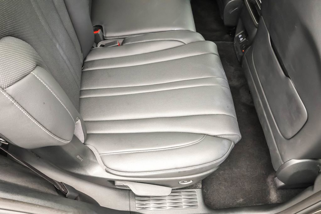 Used 2025 Genesis GV80 2.5T Select image 35