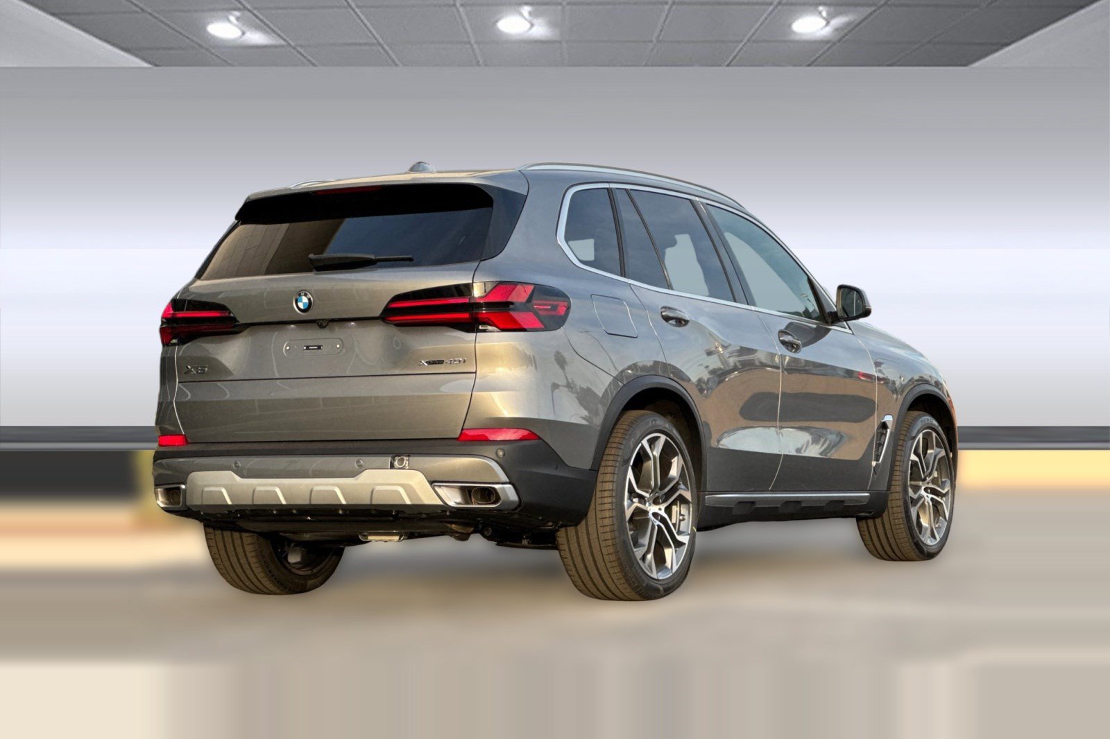 Used 2026 BMW X5 xDrive40i AWD/4WD image 8