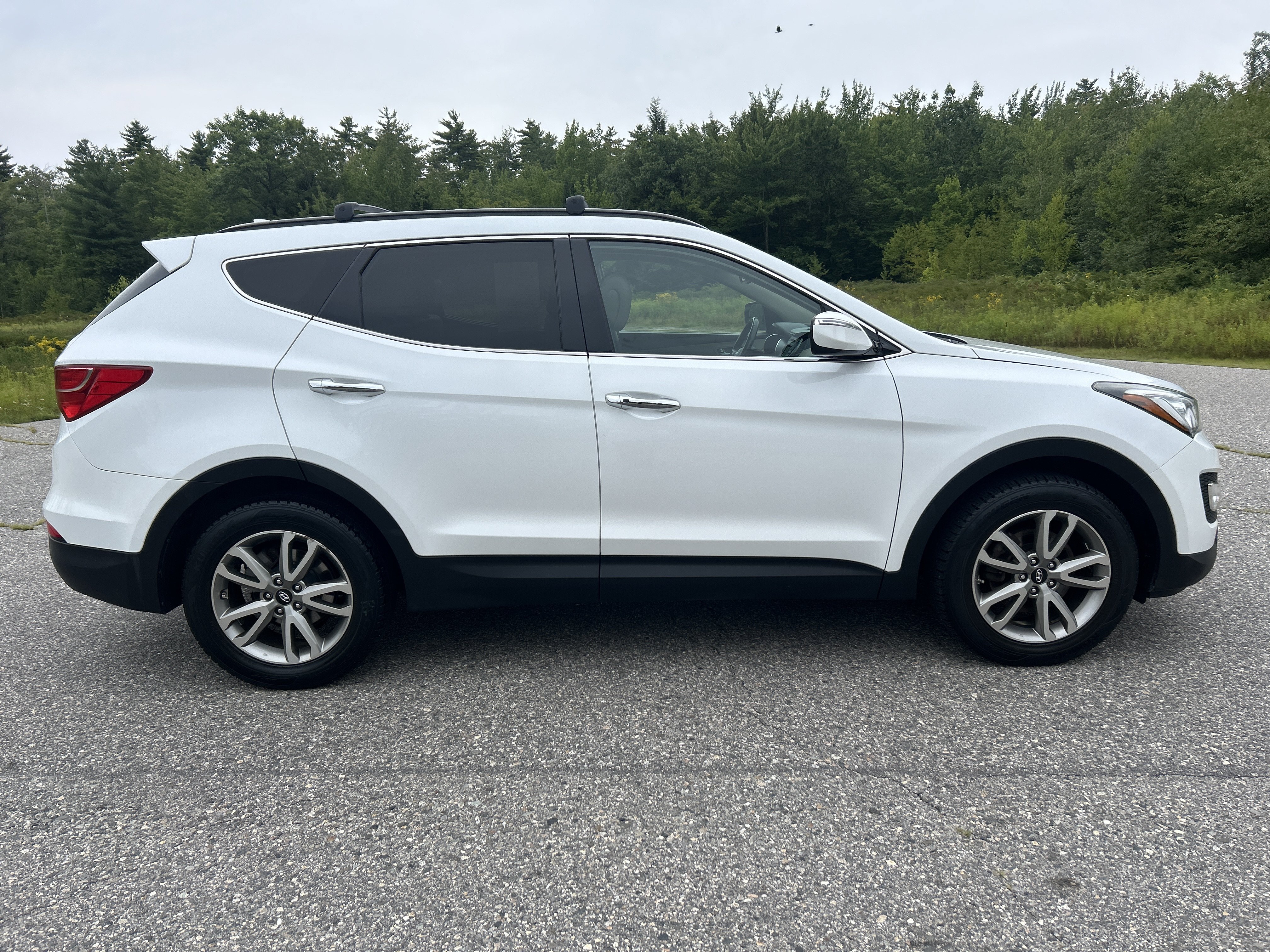 Used 2016 Hyundai Santa Fe Sport 2.0T AWD/4WD image 4