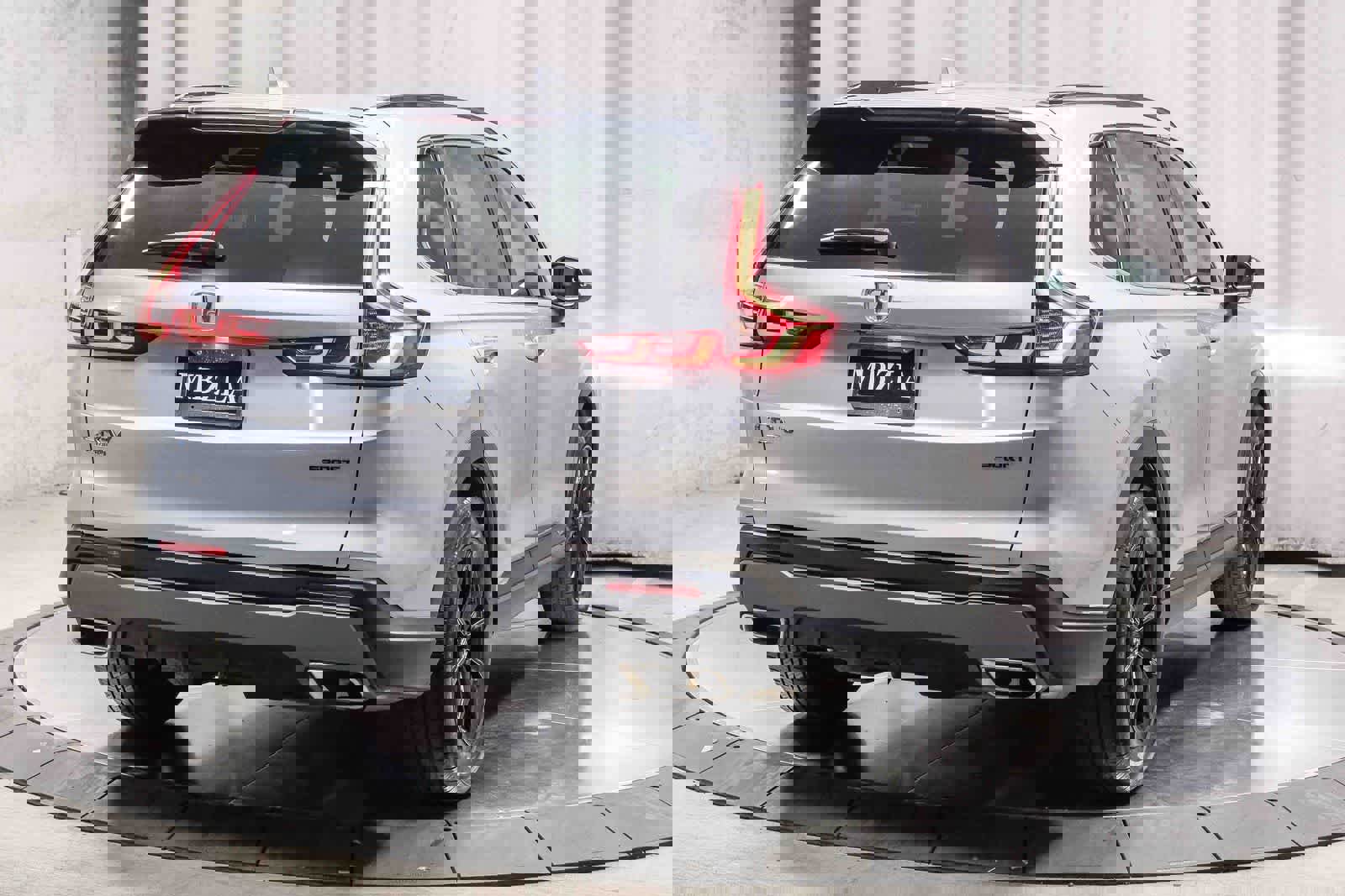 Used 2025 Honda CR-V Sport image 4