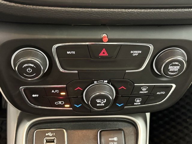 Used 2019 Jeep Compass Latitude image 23